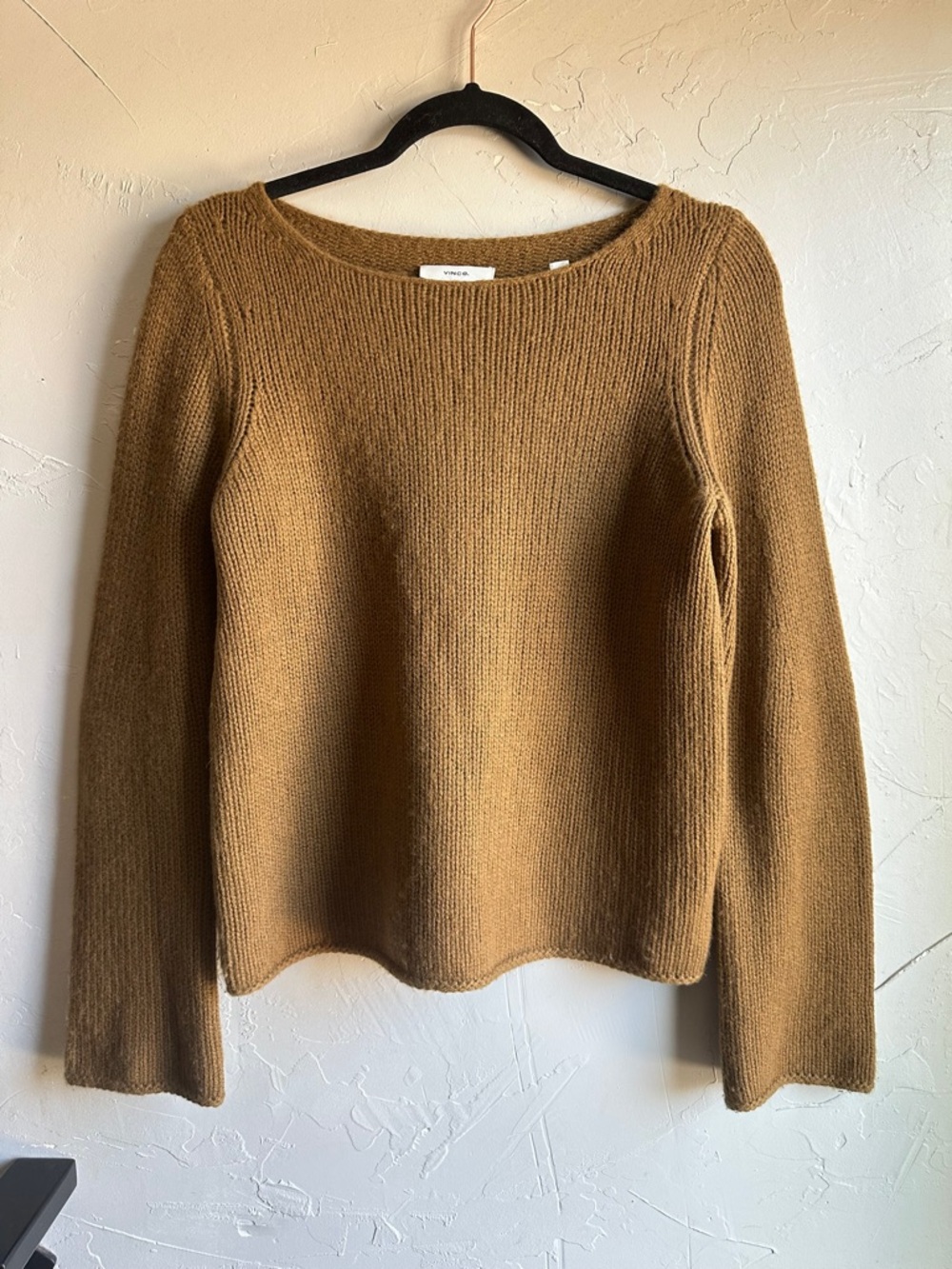 Vince 100% Cashmere Sweater Camel Minimalist Quiet Luxury Capsule Sz M